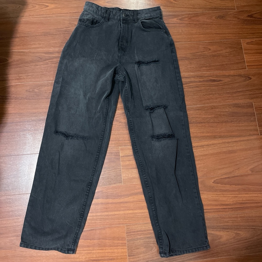 Stylish Black Distressed womens Jeans 👖 Prettylittlething